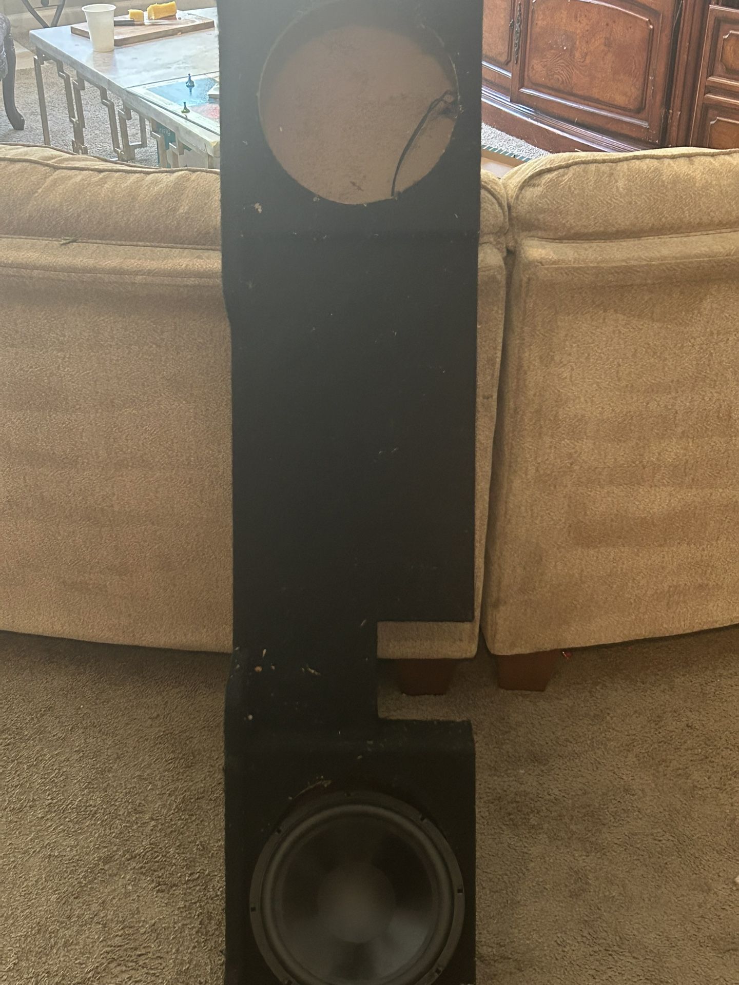 Speaker box