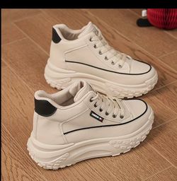 White Platform Sneakers with Black Accent