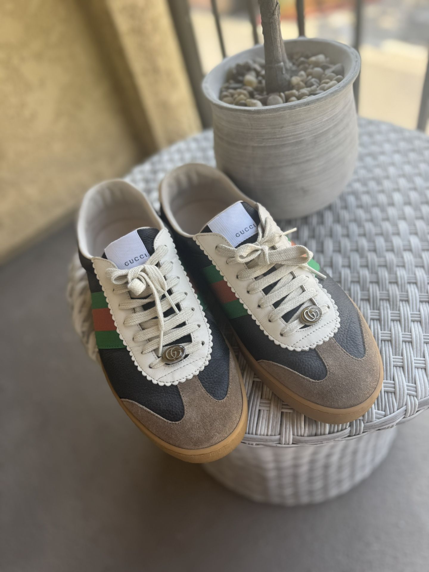 Gucci sneakers OFFER YOUR PRICES !