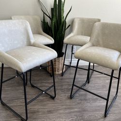 LUE BONA 26 Inch Counter Height Bar Stools Set of 4, Faux Leather Upholstered Barstools, Bar Stool with Back, Comfortable Bar Chairs, Modern Counter S