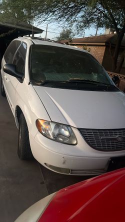 2001 Chrysler Town & Country