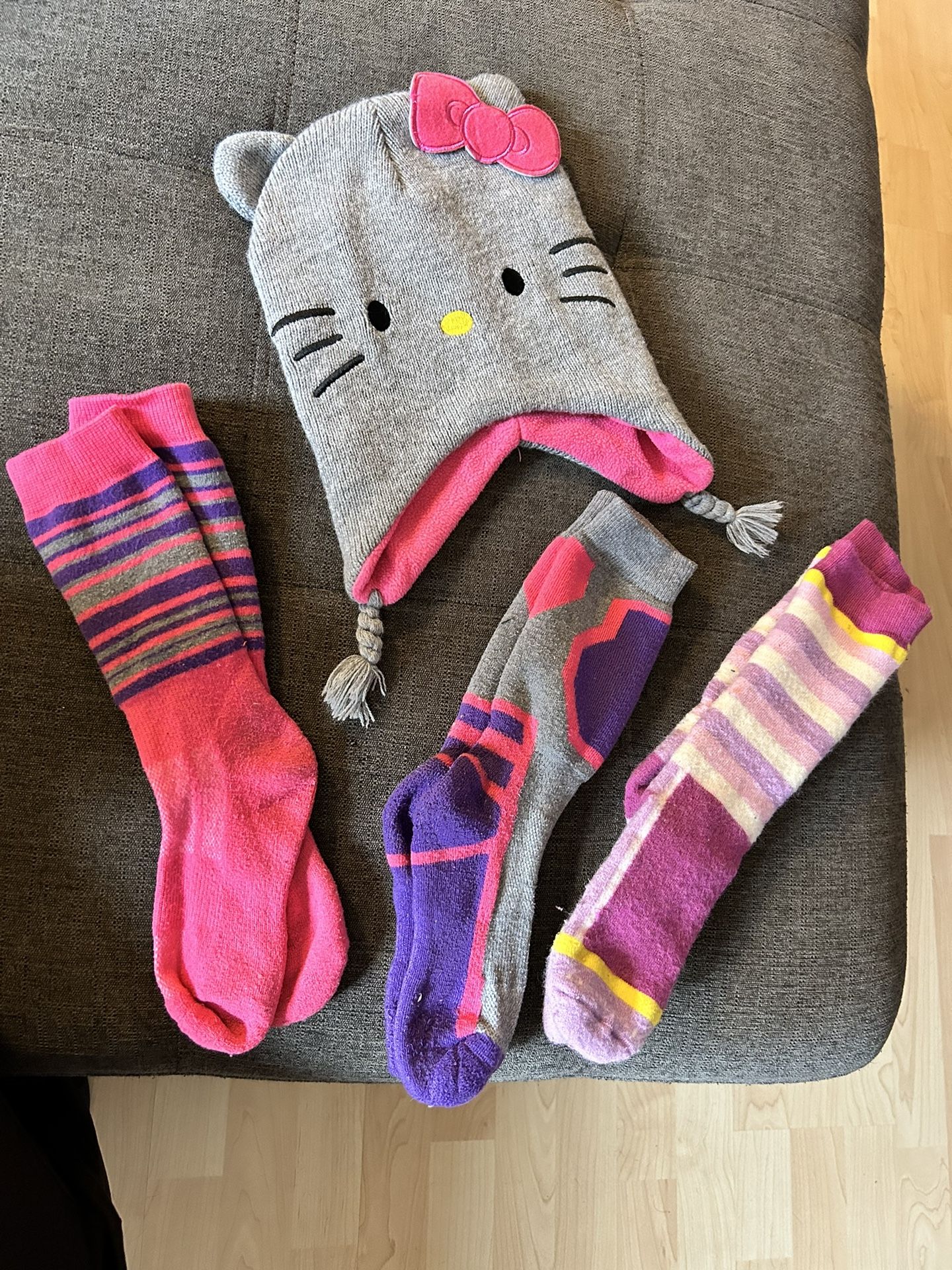 Hello Kitty Hat & Socks