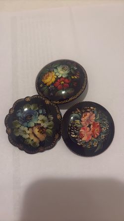 Vintage Russian Lacquer Floral Brooches Set of 3