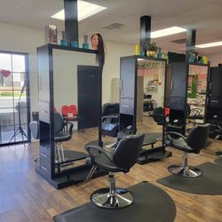 Estacion para barber o cosmetologa en renta o comisión