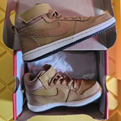 Boys Nike Shoes 12 C 