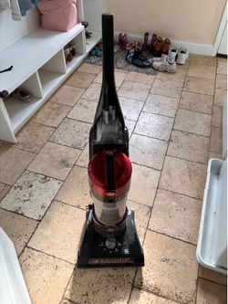 Used Like new bag less vacuum cleaner for all carpets and hardwood floors