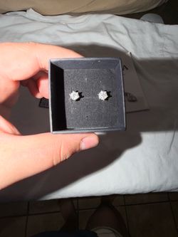 VVS1 moissanite earrings