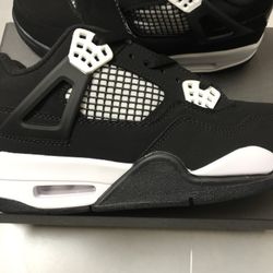 Air Jordan 4  Man's size10    Basketball shoes  aj4