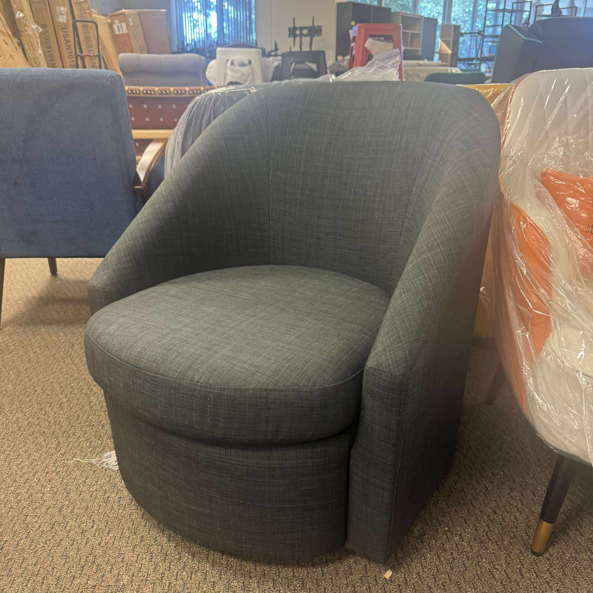 Simple Modern 360° Swivel Glider Accent Chair, Living Room Chairs with Thicken Upholstered, Armchairs for Bedrooms, Offices, and Reading Room, No Asse