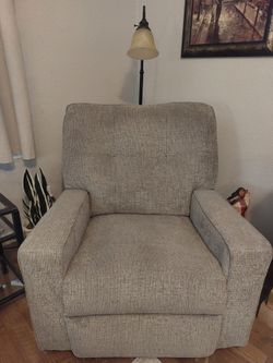 Recliner/rocker slightly used