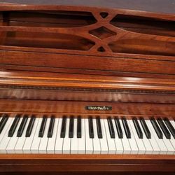 Baldwin  Piano
