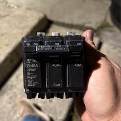 GE Electric Breaker