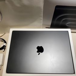 Macbook Pro 14 M3 Pro 18GB Ram