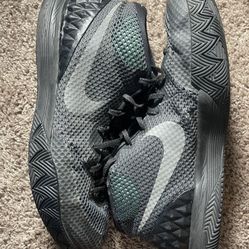 Kyrie 1s