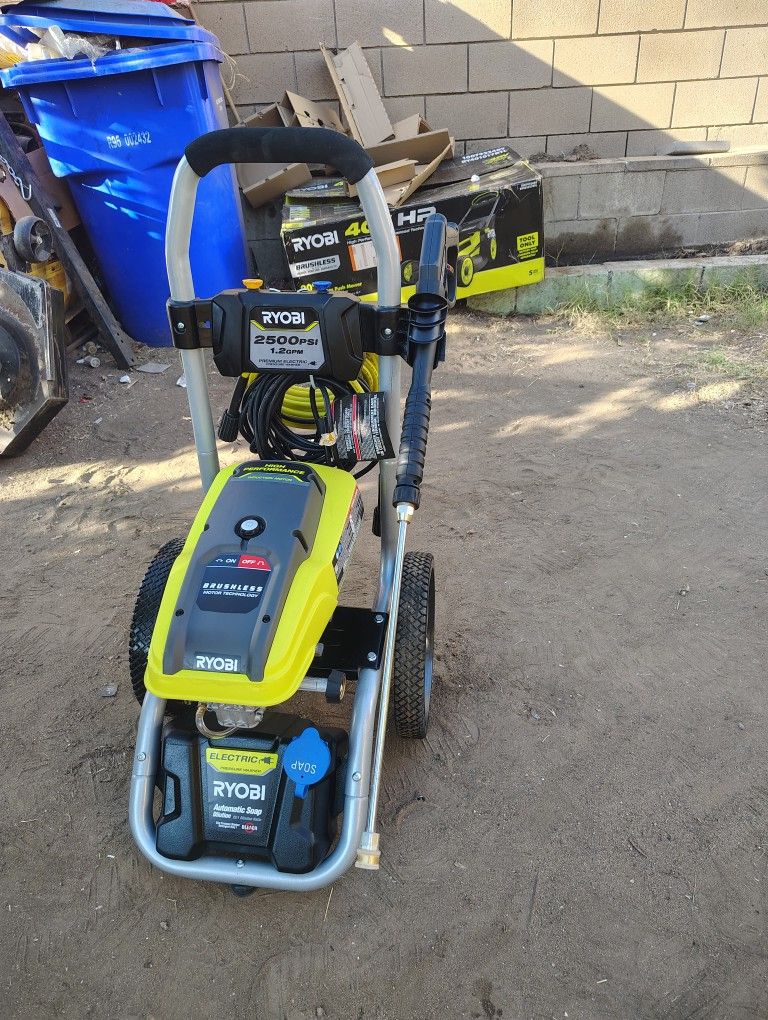 RYOBI
2500 PSI 1.2 GPM High Performance Cold Water Electric Pressure Washer