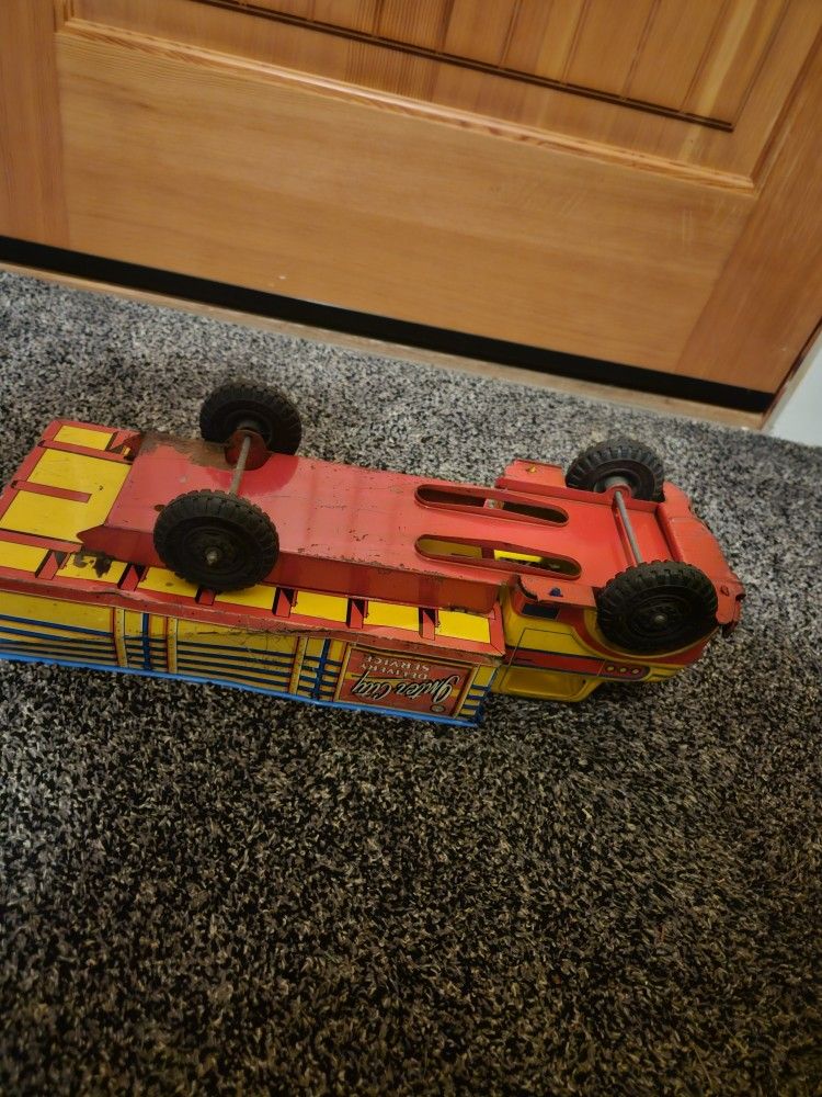 Inter-City Delivery Service Truck