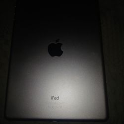 Apple IPad Air 32gb 12.5.7 Version