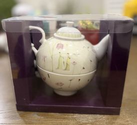 Teapot by Portmeirion