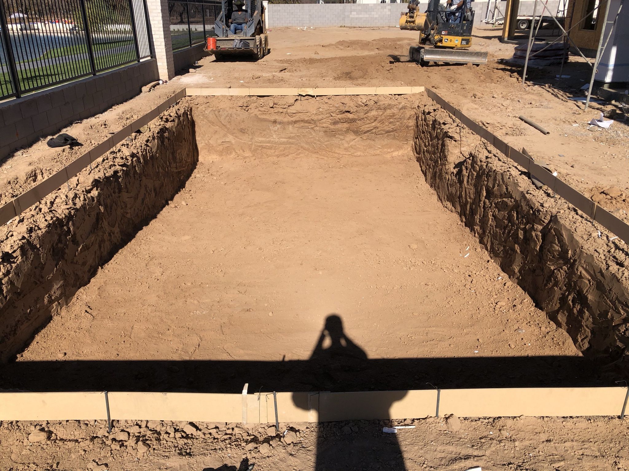 Clean Fill Dirt For A Low Price ! We Deliver !