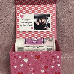 Small Personalized Valentines Box