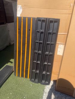 Good deal hurry 3 pcs for $150 cash super strong for anything please massage me if you interested we locate in hesperia Only $150. Store price $225