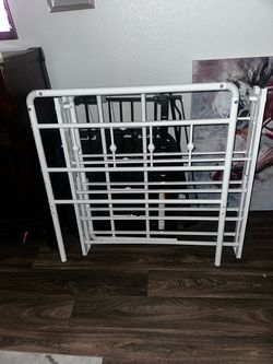 Twin bed