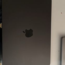 MacBook Pro. 14. 2023.  M3