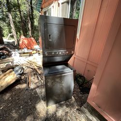 Kenmore 27” Washer Drier Stacker Set