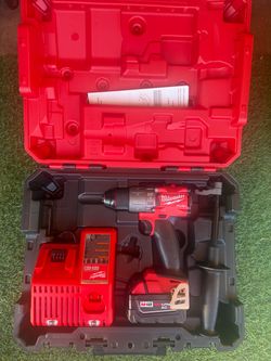 Milwaukee M18 Fuel Hammer Drill Kit