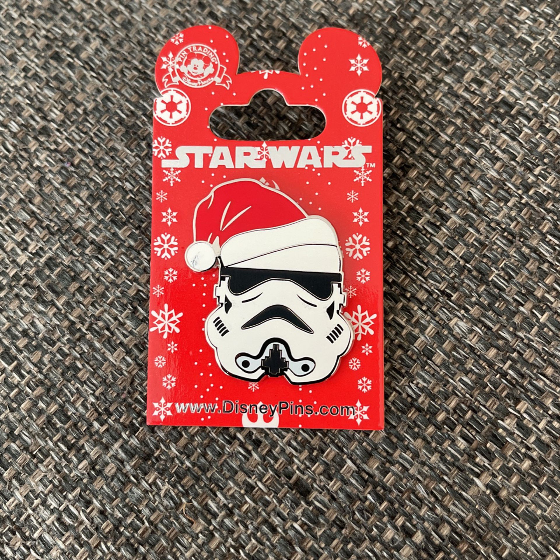 Disney Pin Stormtrooper Santa Hat