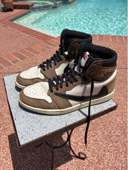 Travis scott Jordan 1’s R3P