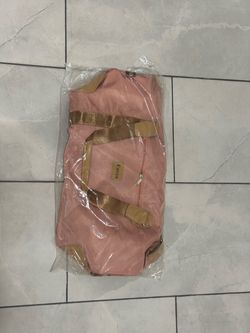 Eeeza Pink Travel Duffel / Weekender Bag - New