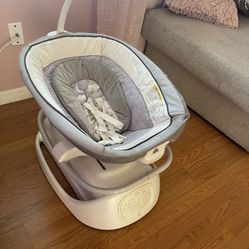 Graco Baby Swing