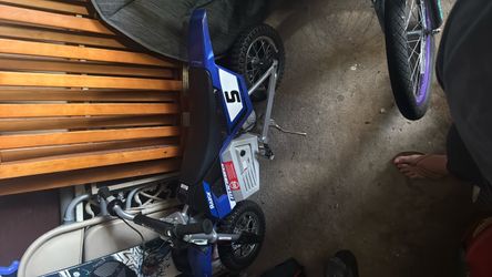 Electric Razor Scooter