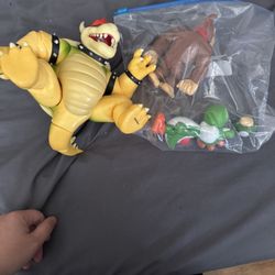 Bowser Toy, With Donkey Kong And yoshi