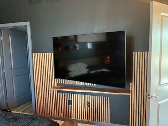 65 inch Samsung QLED