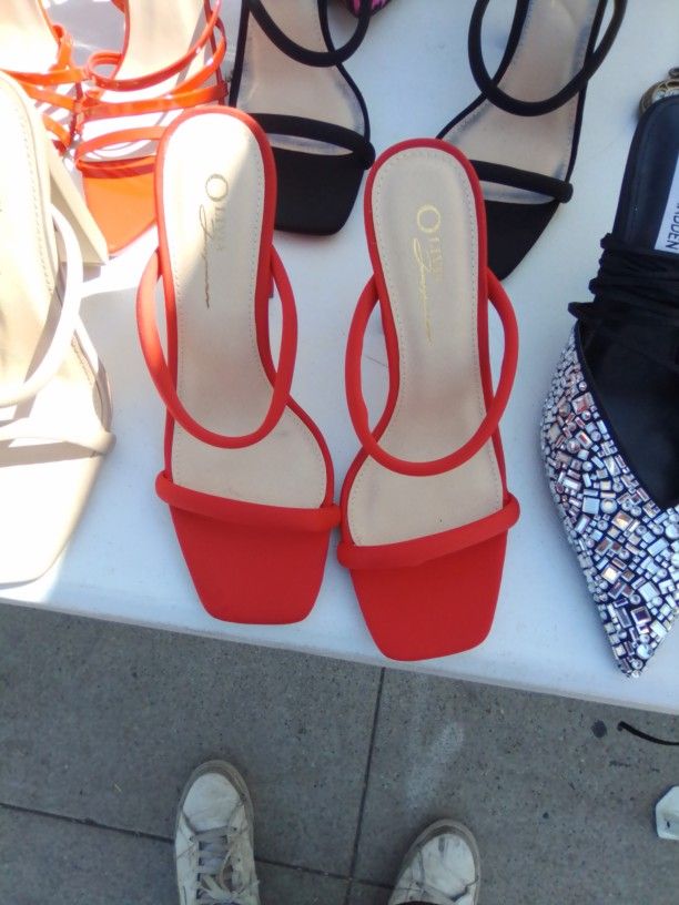 HIGH HEELS