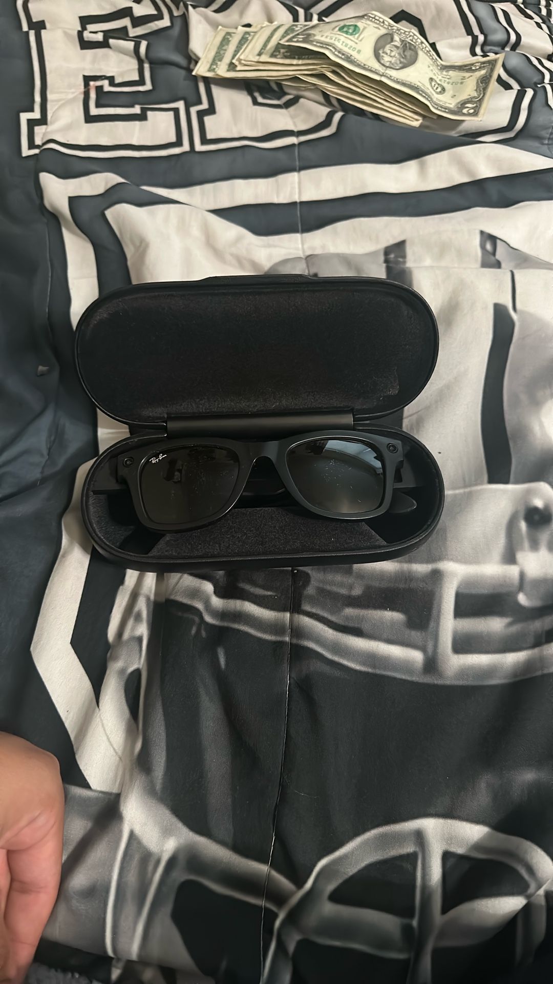 Ray Bands Meta