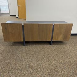 Credenza