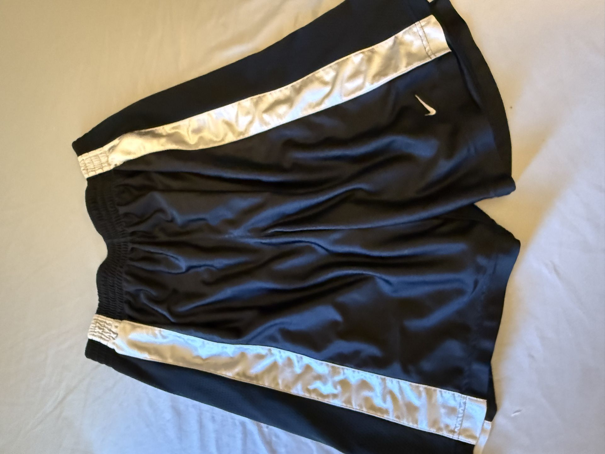 Rare Nike Dazzle Basketball shorts