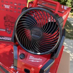 Milwaukee Packout Fan M18