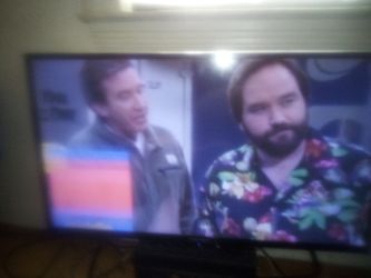 TV 40 inch