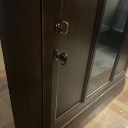 Piedmont I’ll Corner Wine bar Cabinet