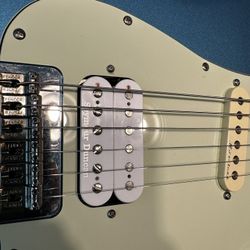 2018 Fender Duo-Sonic HS
