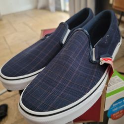 Vans Unisex Men10.5 Women 12Classic Slip On Tennis Shoes Navy Plaid