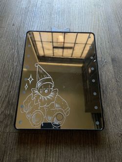 Stain makeup mirror (clown)