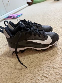 Nike football kids cleats