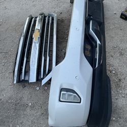 Chevy front bumper / grill 2014-2018