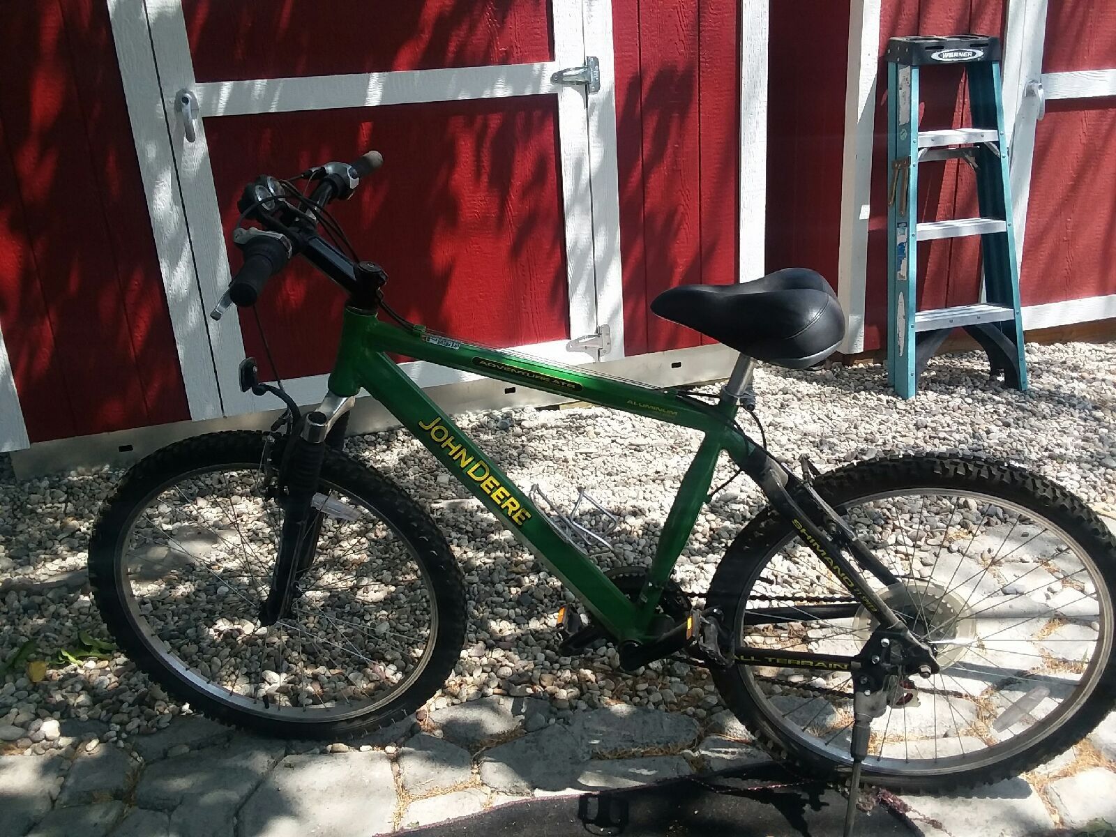 John Deere men's mountain bike