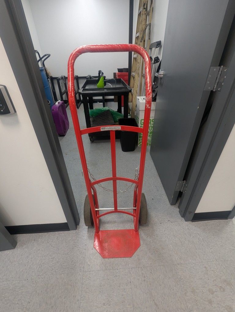 $ 100 Gas Cylinder Dolly